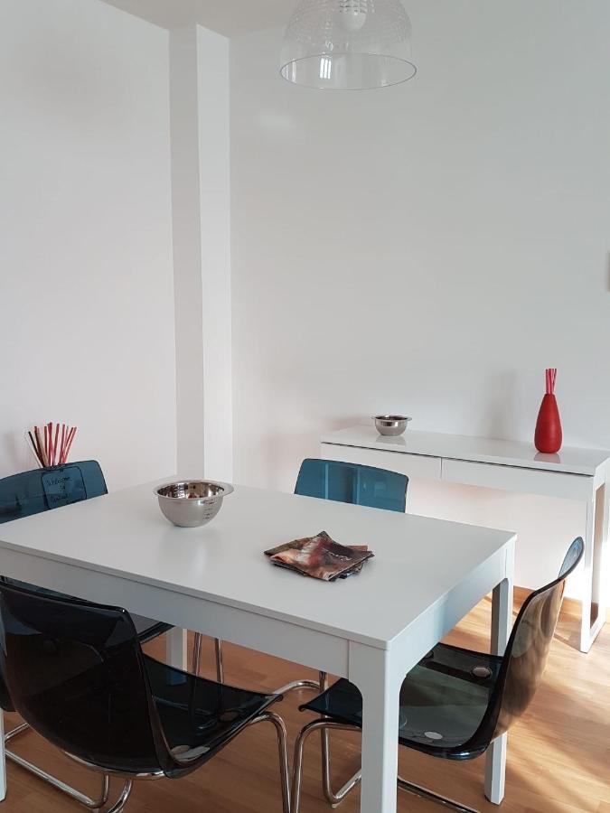Central Apartment Con Tre Camere Da Letto Locorotondo Luaran gambar